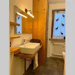 La Petite Maison D'erika Апартаменты Аоста